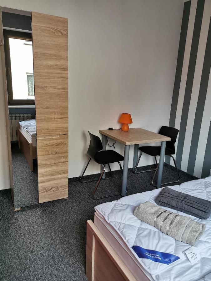 For Rest Hostel Люблин Экстерьер фото