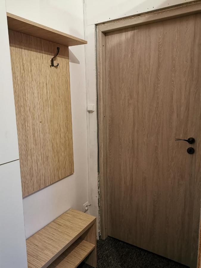 For Rest Hostel Люблин Экстерьер фото