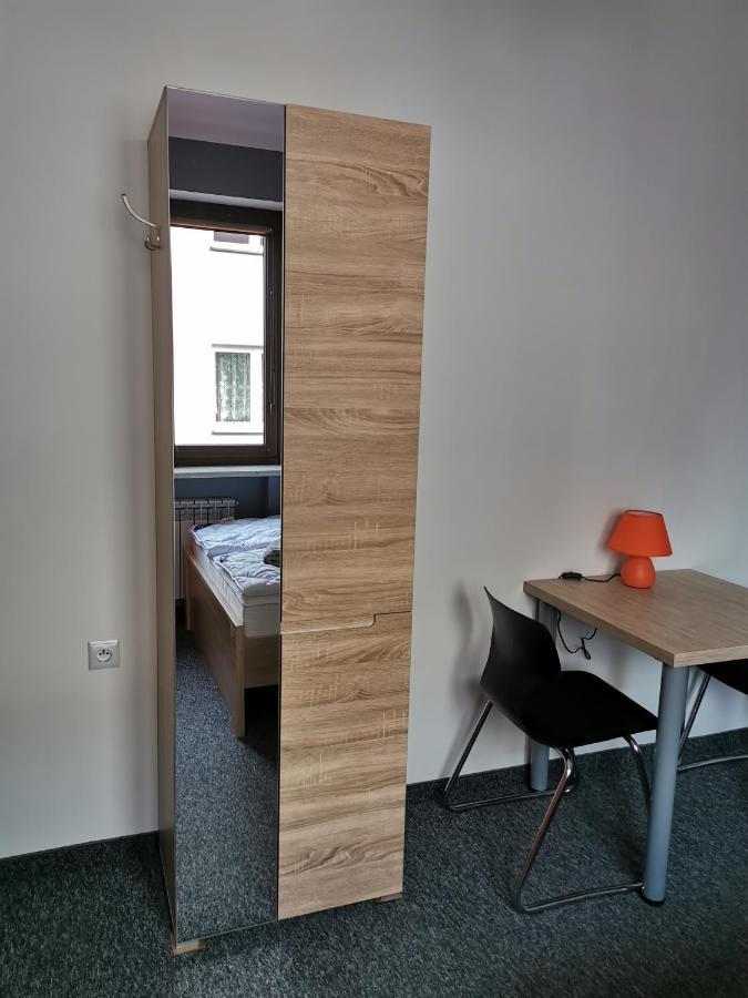 For Rest Hostel Люблин Экстерьер фото