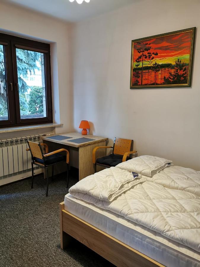 For Rest Hostel Люблин Экстерьер фото