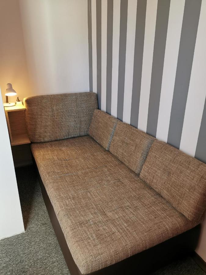 For Rest Hostel Люблин Экстерьер фото